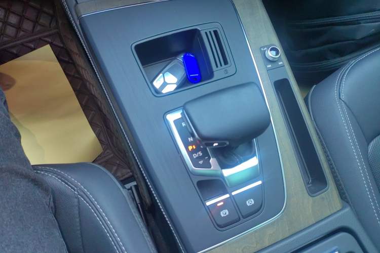 Used Audi Q5L 2022 Updated Version 40T Luxury Elegant Edition
