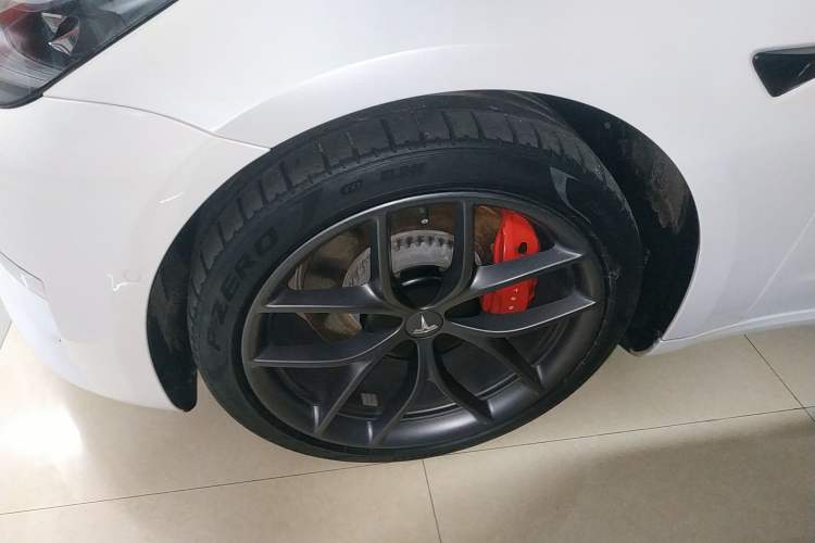 Used Tesla Model 3 2021 Revised Version II – Performance High-Performance All-Wheel-Drive Edition
