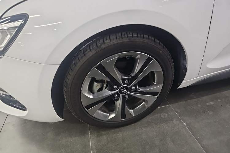 Used Hyundai Lafesta 2019 280TGDi Smart Speed Version China VI Standard
