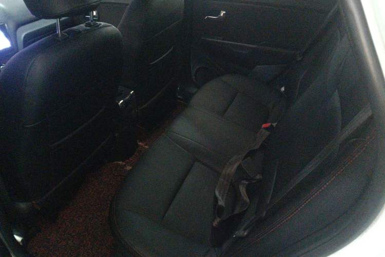 Used Kia K2 2015 Sedan 1.4L MT GLS
