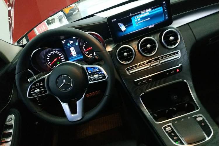 Used Mercedes-Benz C-Class 2019 C 180 L Fashion Edition Sport Version