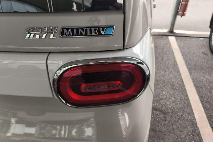 Used Wuling Hongguang MINIEV 2024 3rd Generation 215km Advanced Version