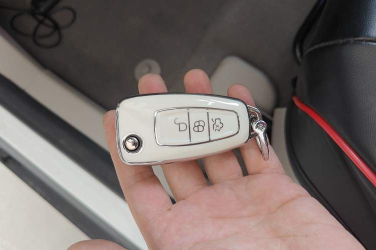 Used Ford Focus 2018 Sedan Classic 1.6L Automatic Comfort Plus Smart Drive Version
