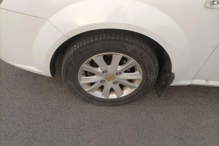 Used Buick Excelle 2013 1.5L Automatic Classic Model
