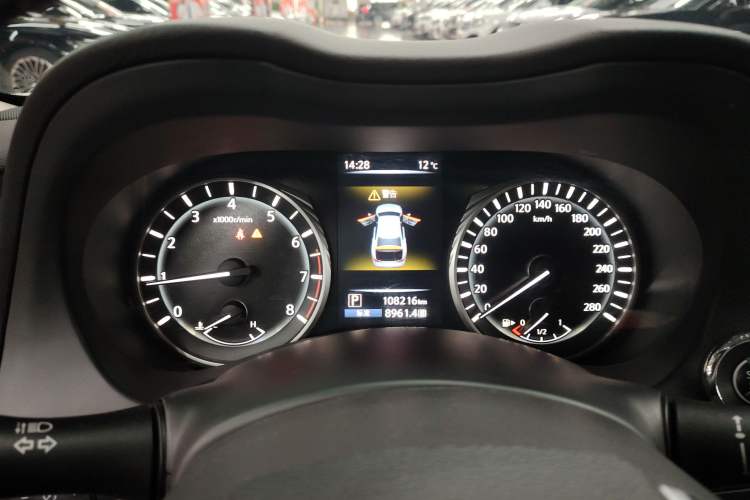 Used Infiniti Q50L 2018 2.0T Enjoyment Version China VI Standard
