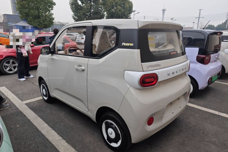 Used Wuling Hongguang MINIEV 2024 3rd Generation 215km Youth Edition
