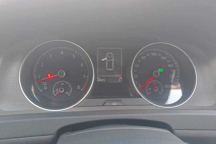 Used Volkswagen Golf 2015 1.4TSI Automatic Comfort Model
