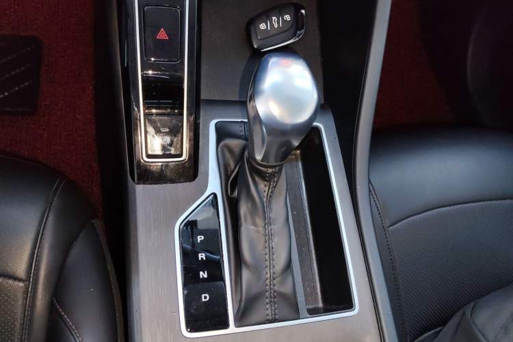 Used Roewe i5 2023 1.5L CVT Luxury Edition
