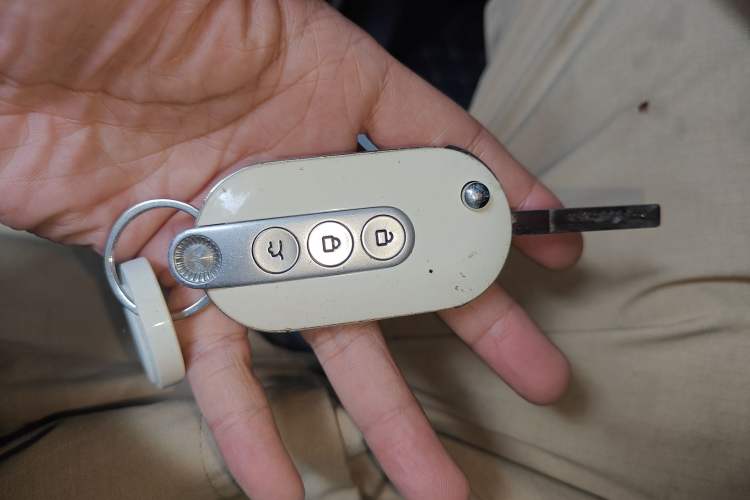 Used Wuling Hongguang MINIEV 2022 Macaron Premium Model – Lithium Iron Phosphate
