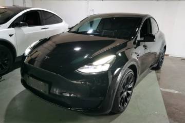 Used Tesla Model Y 2022 Long-Range All-Wheel-Drive Version