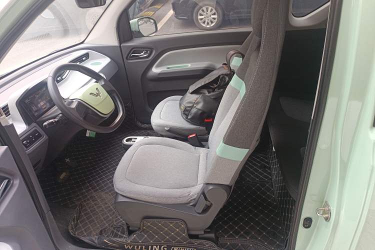 Used Wuling Hongguang MINIEV 2022 Macaron Premium Model – Lithium Iron Phosphate