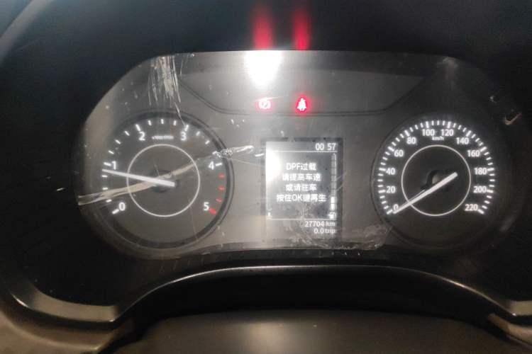 Used JMC Baodian 2022 2.5T Diesel Two-Wheel-Drive Comfort Edition Standard Wheelbase JX4D25A6L
