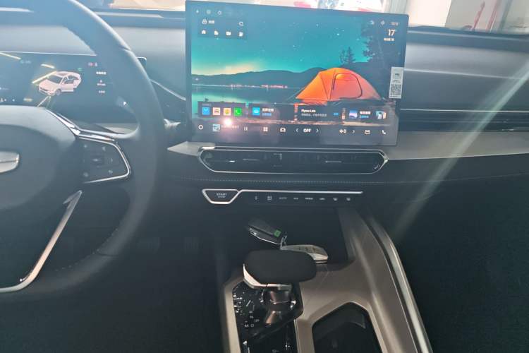 Used Geely Auto Preface 2025 Dongfang Yao 1.5TD Fuyao Edition
