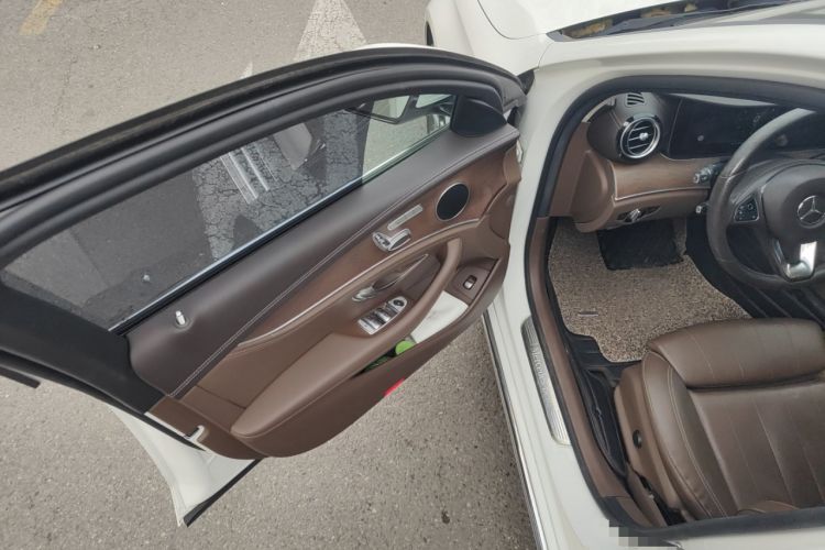 Used Mercedes-Benz E-Class 2016 E 200 L
