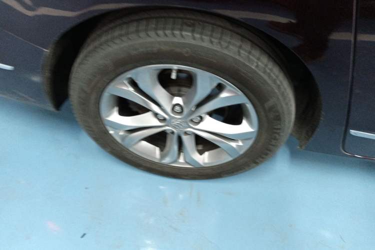 Used Buick GL8 2018 28T Avenir Avia China VI Standard
