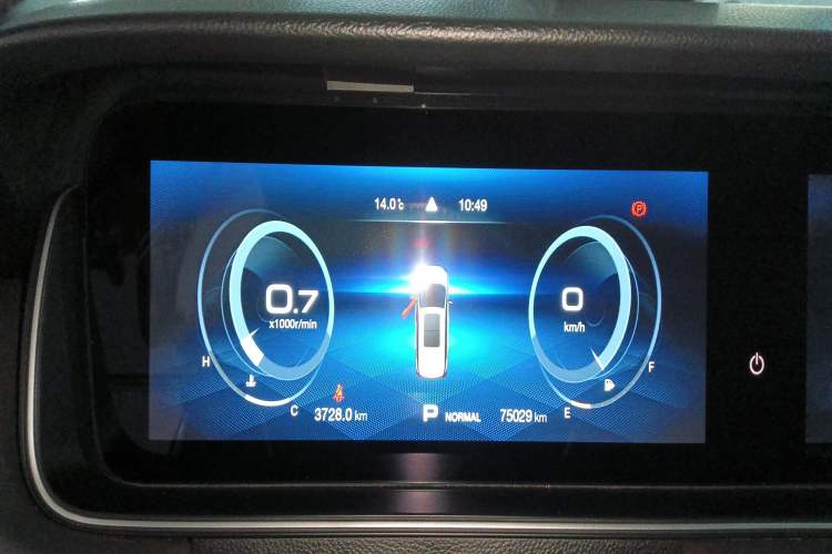 Used GAC Trumpchi M6 2019 270T DCT Prestige Edition (6-Seater) China VI
