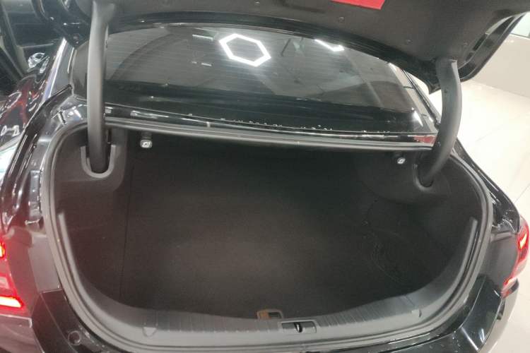 Used Hongqi H5 2022 Classic Model Facelift 1.5T DCT Qiyun Edition
