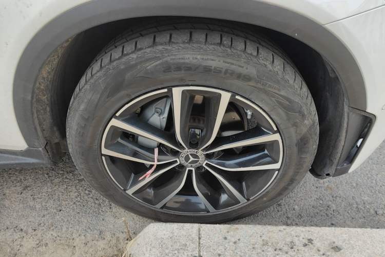 Used Mercedes-Benz GLC 2021 GLC 300 L 4MATIC Dynamic Model