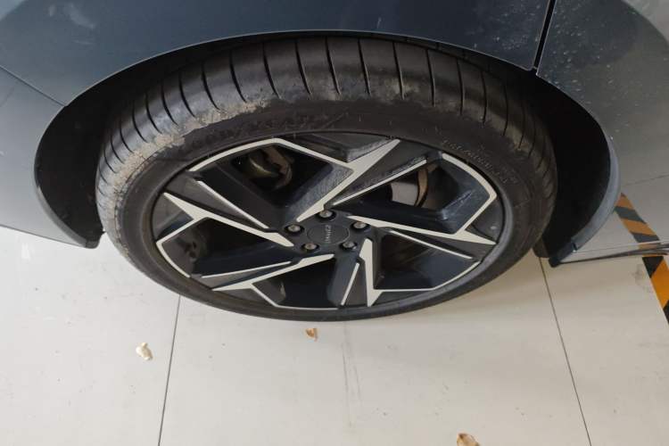 Used Lynk & Co 07 2024 EM-P 126 Long-Range Ultra
