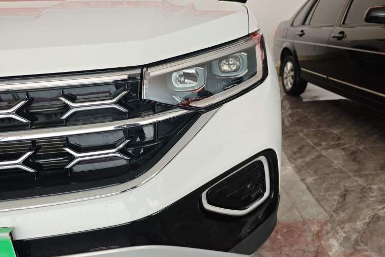 Used Volkswagen Tayron 2023 330TSI Two-Wheel-Drive Luxury Plus Advanced Version
