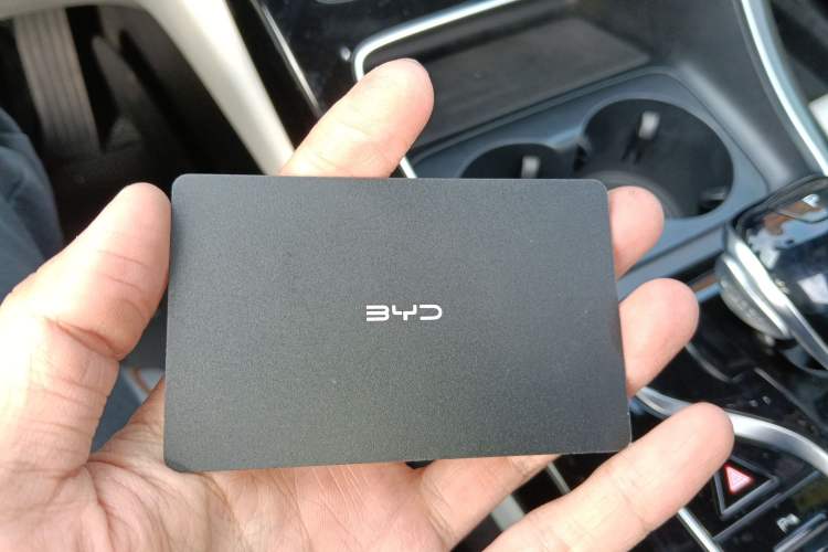 Used BYD Qin PLUS 2024 HONOR Edition DM-i 120KM Leading Model
