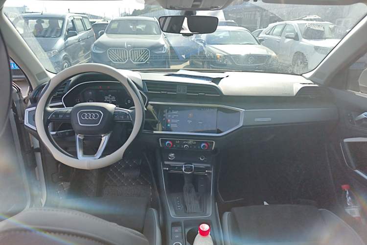 Used Audi Q3 2023 35 TFSI Progressive Dynamic Edition (1.4T)