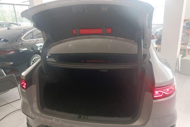 Used BYD Han 2025 EV with 701 km of Laser Radar-Enabled Intelligent Driving
