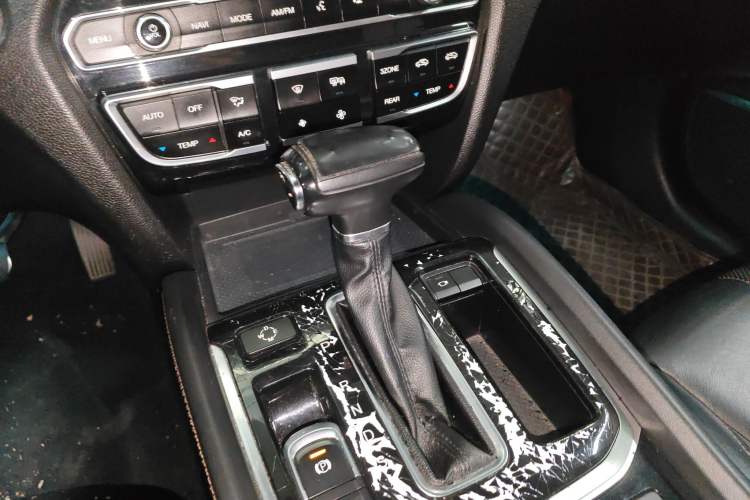 Used GAC Trumpchi GS8 2017 320T Two-Wheel Drive Luxury Smart Connectivity Version (7 Seats)
