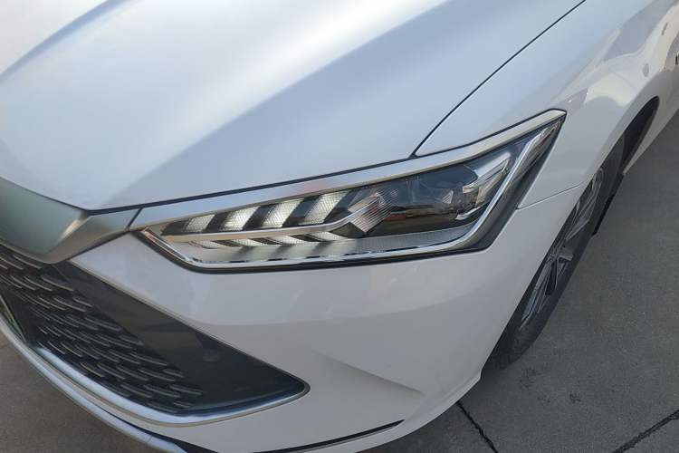 Used BYD Qin PLUS 2024 HONOR Edition DM-i 55KM Leading Model
