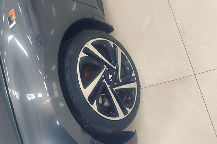 Used Hyundai Lafesta 2019 280TGDi Smart Edition China VI Standard
