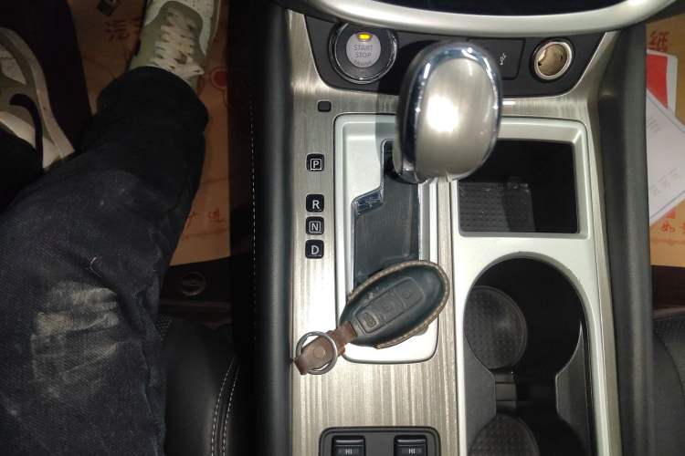 Used Nissan Murano 2021 2.5L XL Two-Wheel Drive Smart Connect Luxury Edition