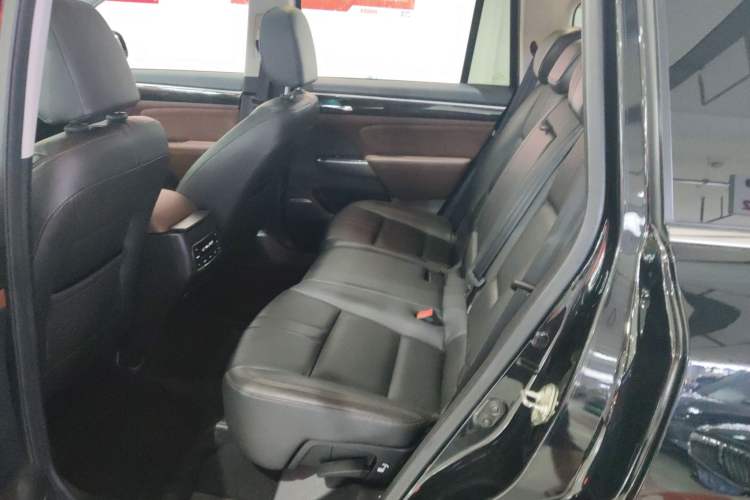 Used GAC Trumpchi GS8 2017 320T Four-Wheel Drive Luxury Smart Connectivity Version (7 Seats)
