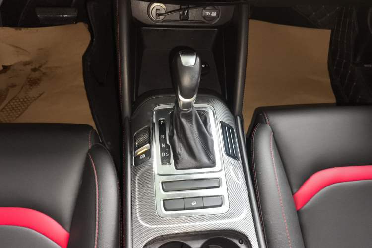 Used Changan CS55 2017 1.5T Automatic Colorful Edition
