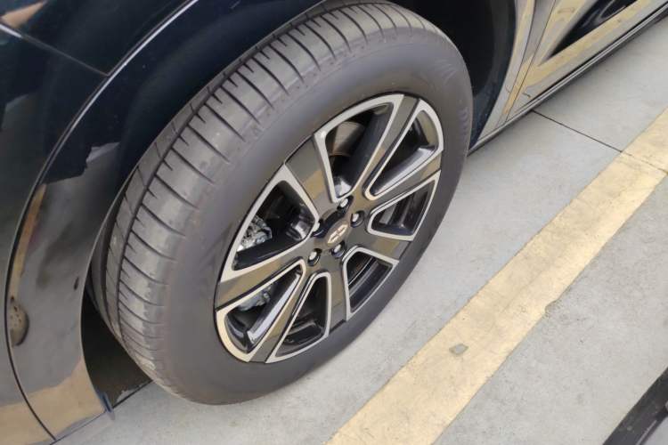 Used Hima AITO M7 2024 1.5T Intelligent Driving 4WD Pro Edition 5 Seats
