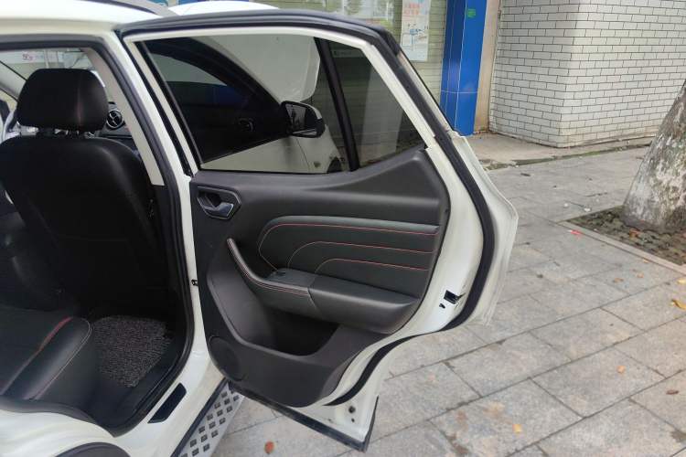 Used Soueast DX3 2016 1.5T CVT Prestige Edition
