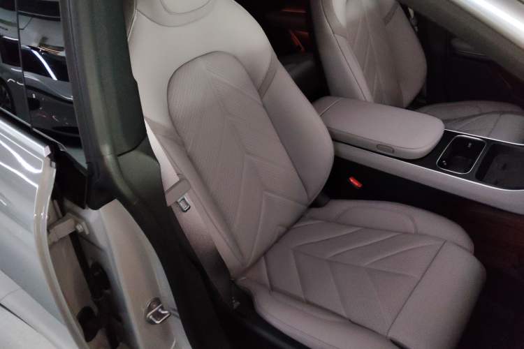 Used Nio ET5 2025 75 kWh