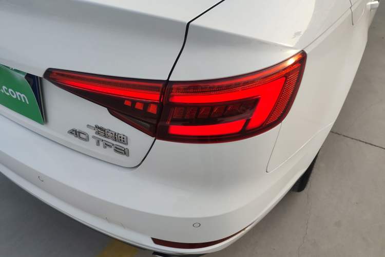 Used Audi A4L 2017 40 TFSI Style Edition
