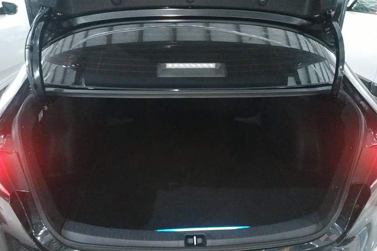 Used Toyota Levin 2022 Dual-Engine 1.8H E-CVT Luxury Edition
