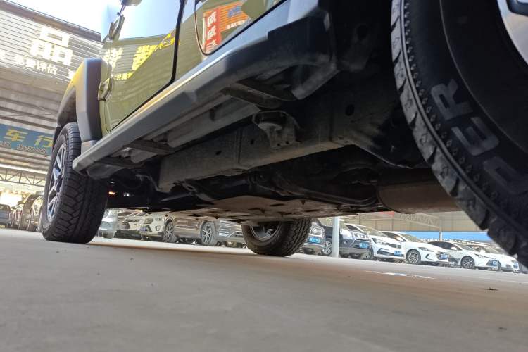 Used Beijing Auto BJ40 2016 40L 2.3T Automatic All-Wheel Drive Premium Edition
