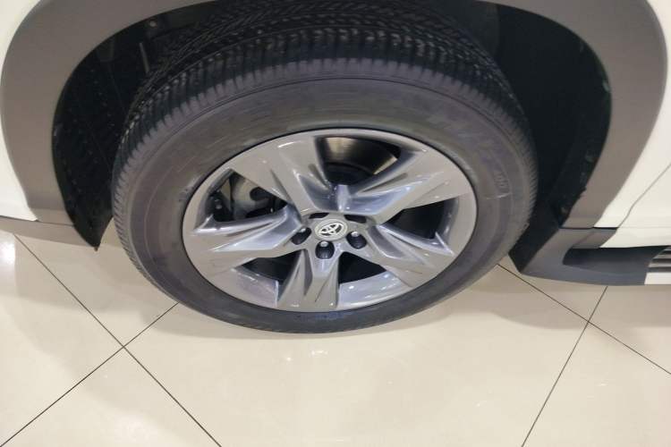 Used Toyota Highlander 2015 2.0T Two-Wheel Drive Luxury Edition 7 Seats