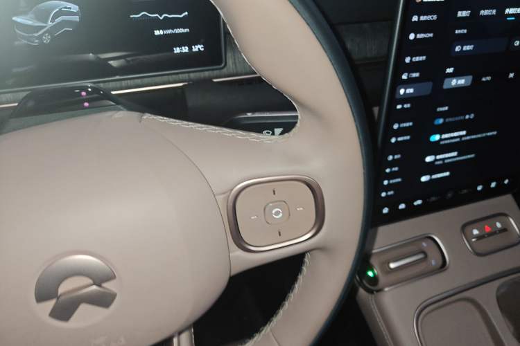 Used Nio EC6 2024 75 kWh