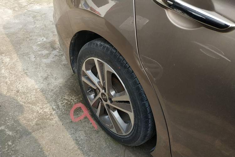 Used Hyundai Elantra 2016 1.6L Automatic ZhiXuan – Elite Version