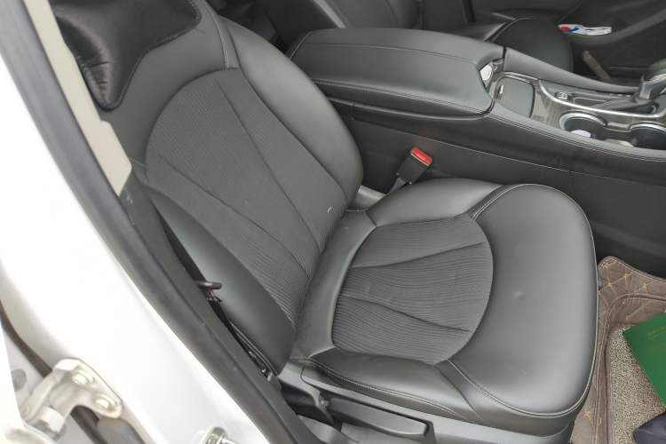 Used Buick Envision 2018 20T Two-Wheel-Drive Leading Model
