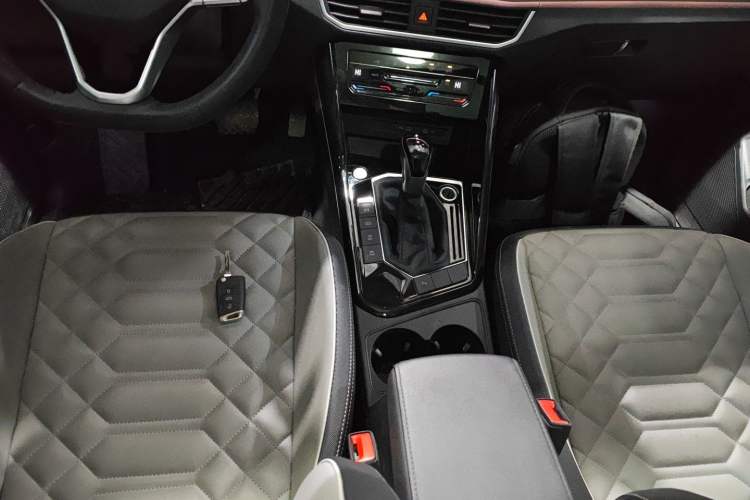 Used Volkswagen Tayron 2023 300TSI Two-Wheel-Drive Luxury Plus Advanced Edition