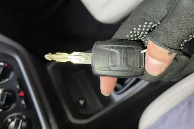 Used Wuling Hongguang V 2022 1.5L Jingqu Edition Electric-Assist LAR