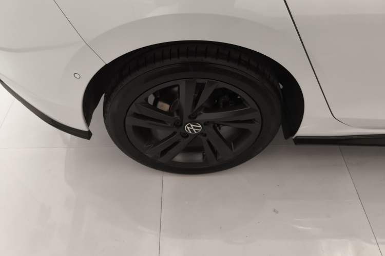 Used Volkswagen Golf 2023 280TSI DSG R-Line Lite
