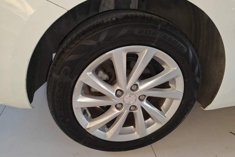 Used Buick Verano 2017 Sedan 15S Automatic Leading Model
