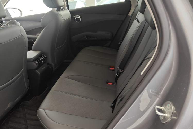 Used BYD Yuan PLUS 2025 Intelligent Driving Version 510 KM Beyond-Grade Edition
