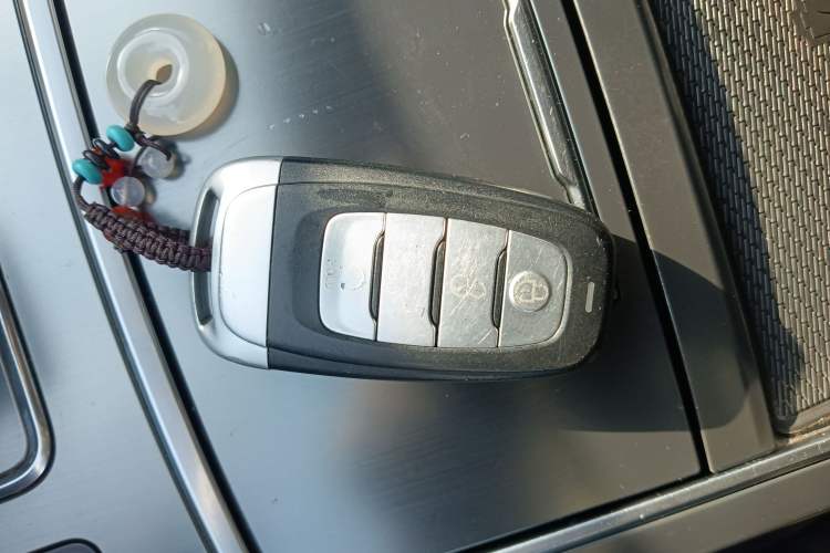 Used Hongqi H5 2020 1.5T DCT Flagship Edition
