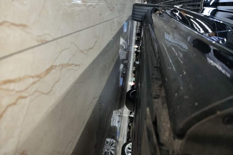 Used Mercedes-Benz E-Class 2021 Facelift E 260 L
